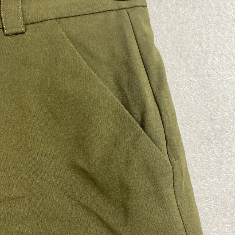Vince Camuto Olive Green Shorts Career Casual Pockets Size‎ 0